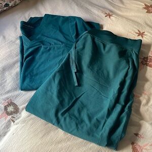 Mandala Women’s Scrubs Teal (Top: XL, Bottoms: XL petite)